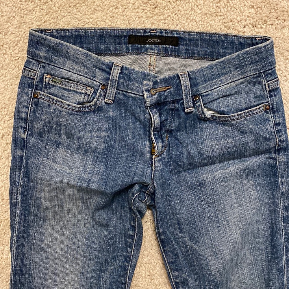 Size 26 Joe’s Jeans The Socialite.